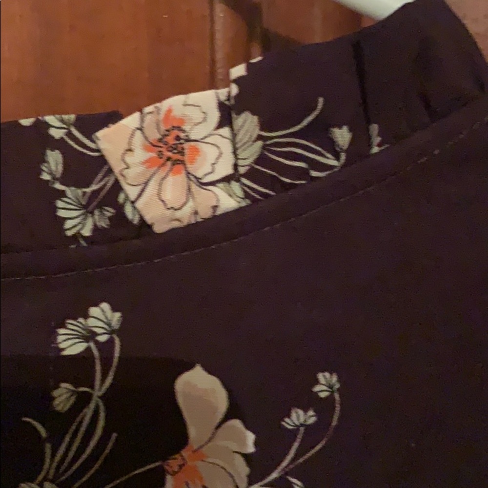 New with Tags Anthropologie Velvet Top Size XS - Picture 6 of 7